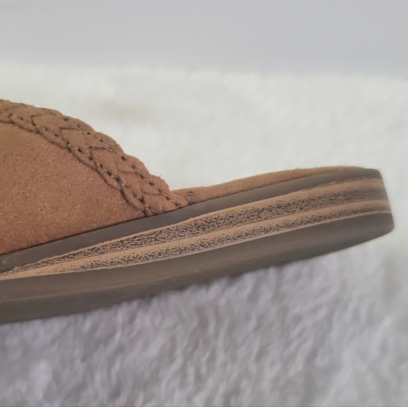 NWOT Anne Klein Adrienna Iflex Tan Leather Tassel Thong Sandals Size 9.5M - Picture 10 of 14